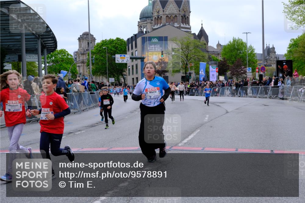 25.04.2026 - Das Zehntel Tim E. http://msf.ph/oto/9578891 25.04.2026 11:06:26 Ziel 5464, 5506, 6162, 6172, 6173, 6193, 6239, 6252, 6830, 6990, 7002, 7447, 7569, 7743, 8001 meine-sportfotos.de