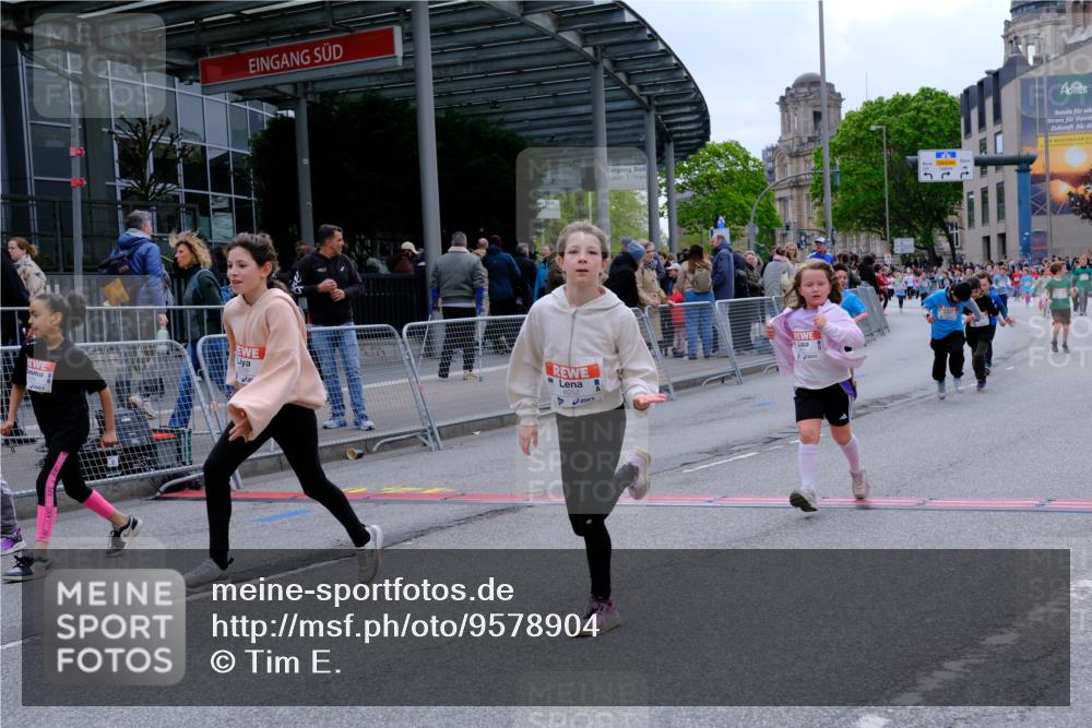 25.04.2026 - Das Zehntel Tim E. http://msf.ph/oto/9578904 25.04.2026 11:06:33 Ziel 5461, 5464, 6239, 6252, 6277, 6288, 6292, 6830, 6925, 6962, 6990, 7002, 8001 meine-sportfotos.de