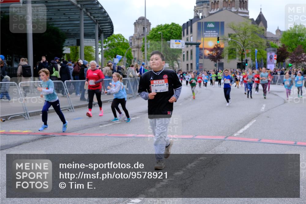 25.04.2026 - Das Zehntel Tim E. http://msf.ph/oto/9578921 25.04.2026 11:06:51 Ziel 5598, 5602, 5606, 5651, 6658, 7457, 7484, 7511, 7556, 7563, 7571, 7572, 7648, 7650, 7651, 7661, 7668, 7737, 7764, 7770, 7788 meine-sportfotos.de