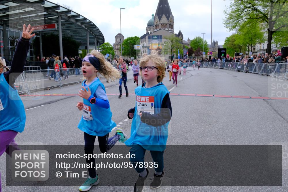 25.04.2026 - Das Zehntel Tim E. http://msf.ph/oto/9578935 25.04.2026 11:06:57 Ziel 5598, 5606, 5651, 6160, 6163, 6174, 6658, 7263, 7264, 7270, 7272, 7277, 7285, 7491, 7507, 7511, 7519, 7523, 7556, 7563, 7606, 7648, 7650, 7764 meine-sportfotos.de