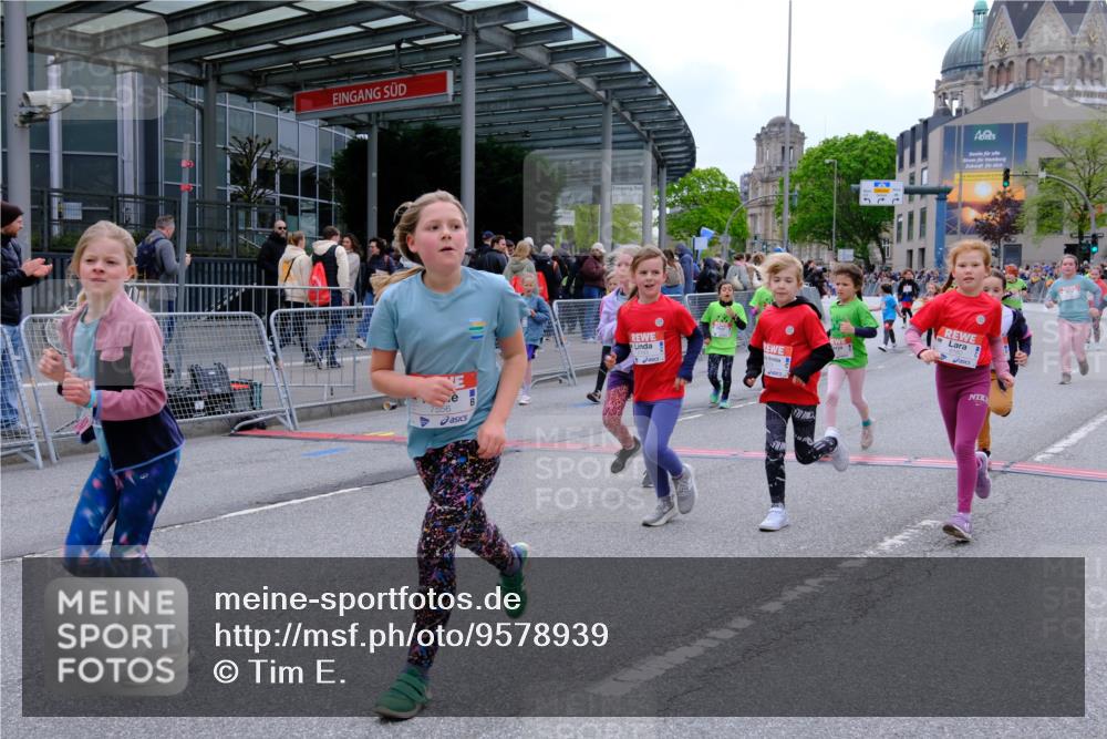 25.04.2026 - Das Zehntel Tim E. http://msf.ph/oto/9578939 25.04.2026 11:06:59 Ziel 5598, 5606, 5651, 6115, 6160, 6163, 6174, 6658, 7263, 7264, 7270, 7272, 7277, 7285, 7431, 7438, 7491, 7507, 7511, 7519, 7523, 7556, 7606, 7764, 7990 meine-sportfotos.de