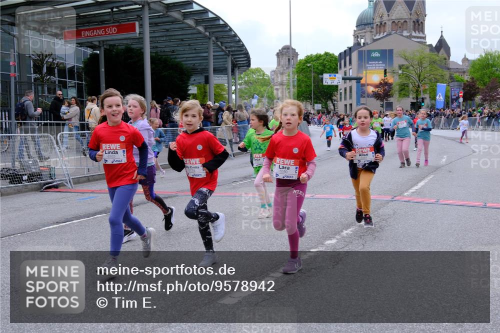 25.04.2026 - Das Zehntel Tim E. http://msf.ph/oto/9578942 25.04.2026 11:07:00 Ziel 5144, 5598, 5606, 5651, 6115, 6160, 6163, 6174, 6310, 6658, 7263, 7264, 7270, 7272, 7277, 7285, 7431, 7438, 7491, 7507, 7511, 7519, 7523, 7556, 7606, 7764, 7990 meine-sportfotos.de