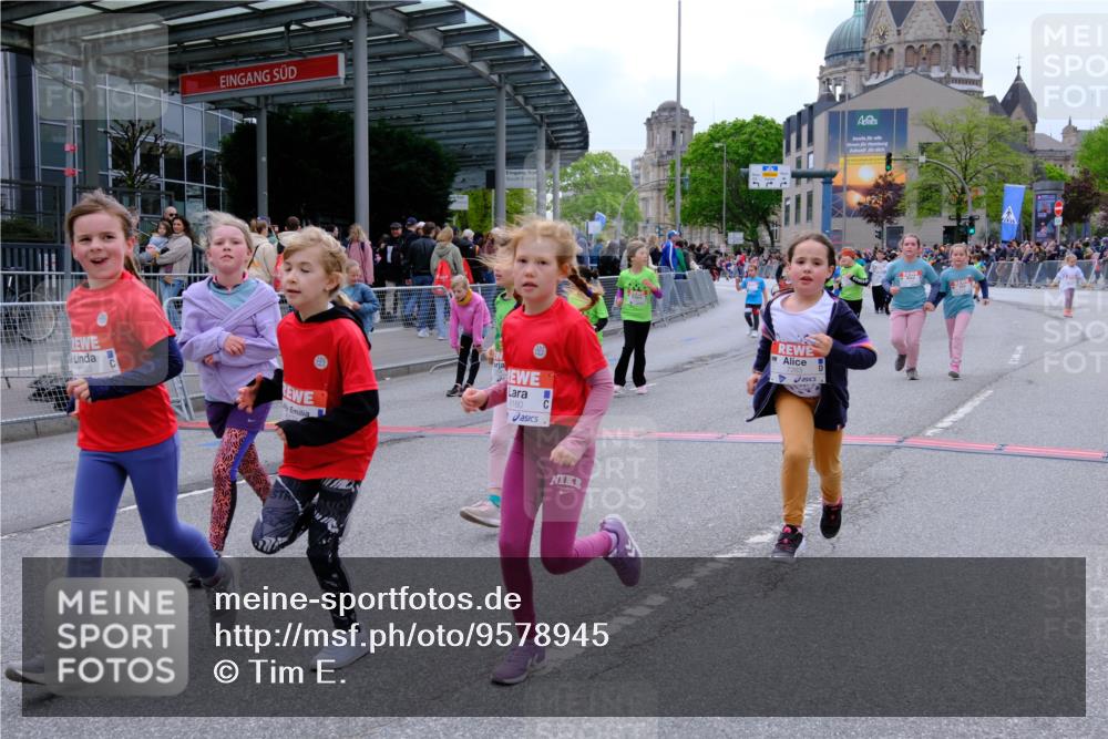 25.04.2026 - Das Zehntel Tim E. http://msf.ph/oto/9578945 25.04.2026 11:07:00 Ziel 5144, 5598, 5606, 5651, 6115, 6160, 6163, 6174, 6310, 6658, 7263, 7264, 7270, 7272, 7277, 7285, 7431, 7438, 7491, 7507, 7511, 7519, 7523, 7556, 7606, 7764, 7990 meine-sportfotos.de