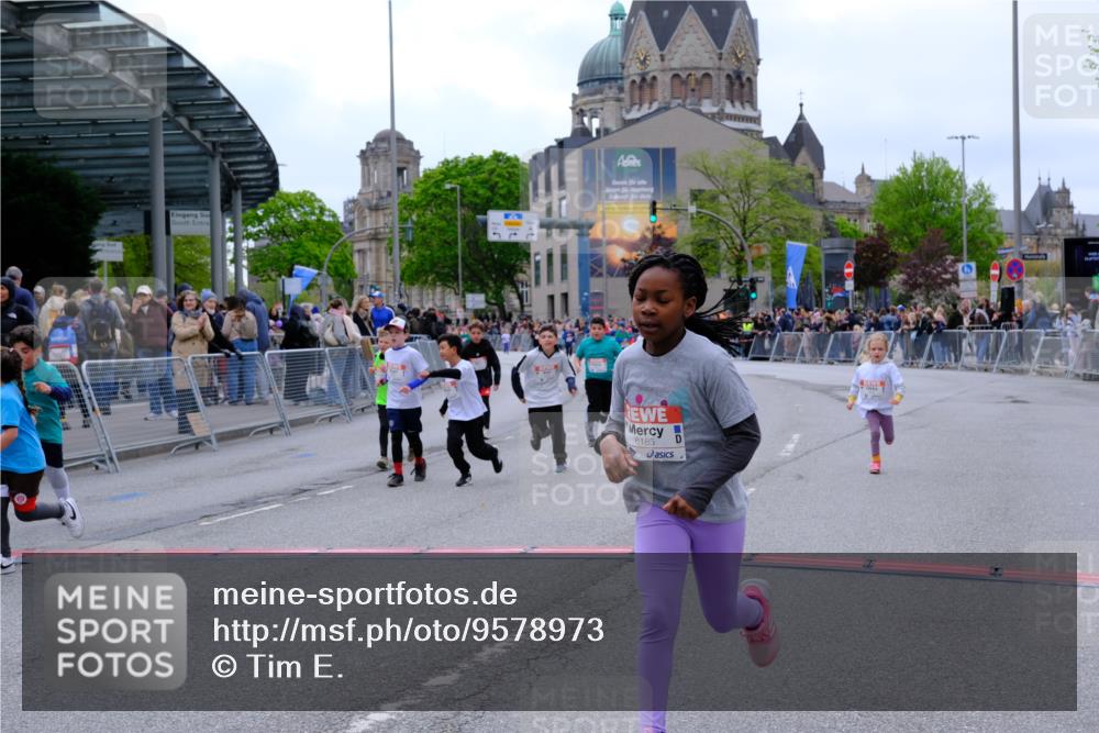 25.04.2026 - Das Zehntel Tim E. http://msf.ph/oto/9578973 25.04.2026 11:07:08 Ziel 5027, 5060, 5061, 5064, 5125, 5144, 5881, 5887, 5939, 6115, 6185, 6310, 6777, 6819, 7270, 7277, 7431, 7438, 7480, 7491, 7507, 7990 meine-sportfotos.de