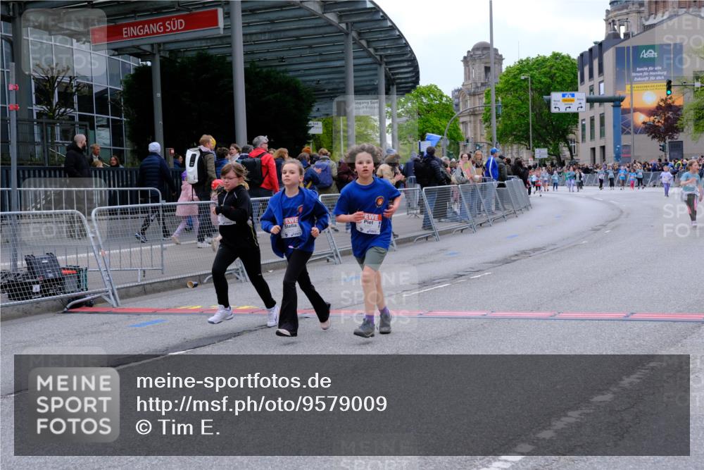25.04.2026 - Das Zehntel Tim E. http://msf.ph/oto/9579009 25.04.2026 11:07:25 Ziel 5397, 5400, 6443, 6559, 7463, 7477, 7985, 8055 meine-sportfotos.de