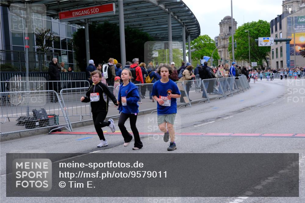25.04.2026 - Das Zehntel Tim E. http://msf.ph/oto/9579011 25.04.2026 11:07:25 Ziel 5397, 5400, 6443, 6559, 7463, 7477, 7985, 8055 meine-sportfotos.de
