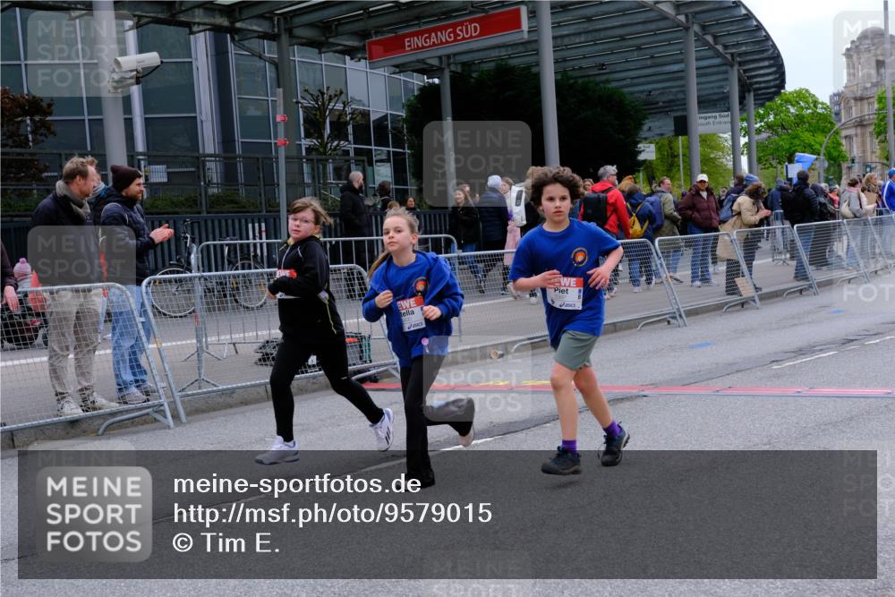 25.04.2026 - Das Zehntel Tim E. http://msf.ph/oto/9579015 25.04.2026 11:07:26 Ziel 5397, 5400, 6443, 6559, 7463, 7477, 7985, 8055 meine-sportfotos.de