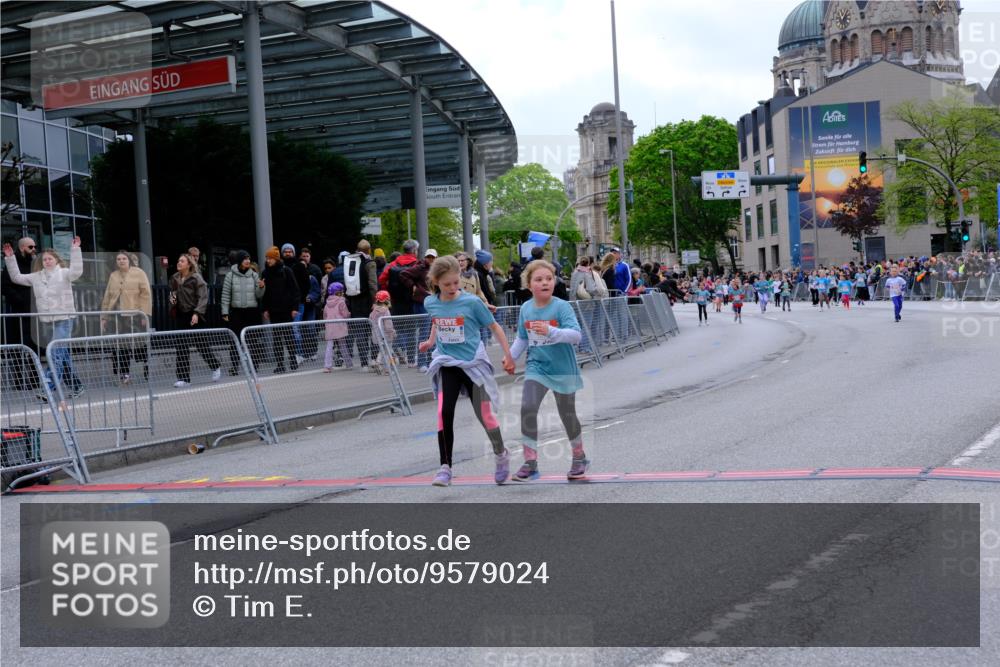 25.04.2026 - Das Zehntel Tim E. http://msf.ph/oto/9579024 25.04.2026 11:07:30 Ziel 5397, 5400, 7463, 7477, 7985, 8055 meine-sportfotos.de