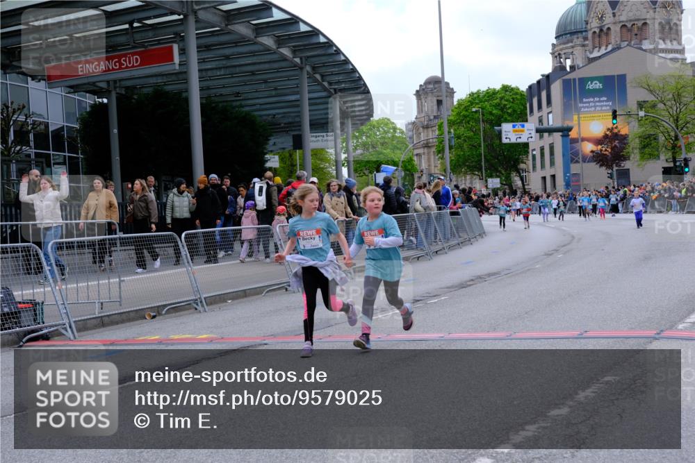 25.04.2026 - Das Zehntel Tim E. http://msf.ph/oto/9579025 25.04.2026 11:07:30 Ziel 5397, 5400, 7463, 7477, 7985, 8055 meine-sportfotos.de