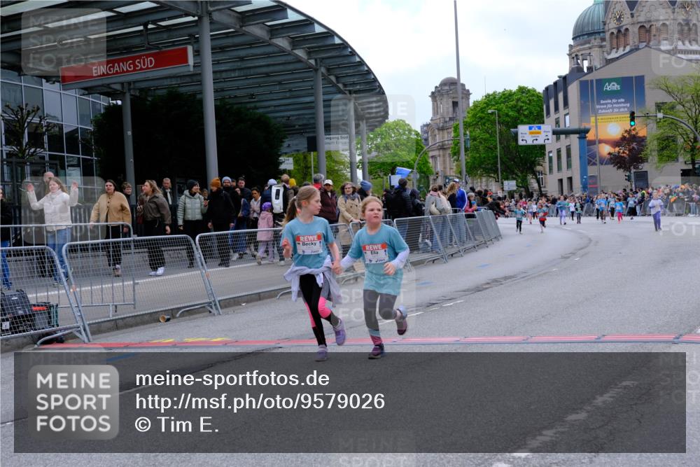 25.04.2026 - Das Zehntel Tim E. http://msf.ph/oto/9579026 25.04.2026 11:07:30 Ziel 5397, 5400, 7463, 7477, 7985, 8055 meine-sportfotos.de