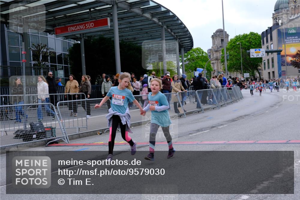 25.04.2026 - Das Zehntel Tim E. http://msf.ph/oto/9579030 25.04.2026 11:07:30 Ziel 5397, 5400, 7463, 7477, 7985, 8055 meine-sportfotos.de