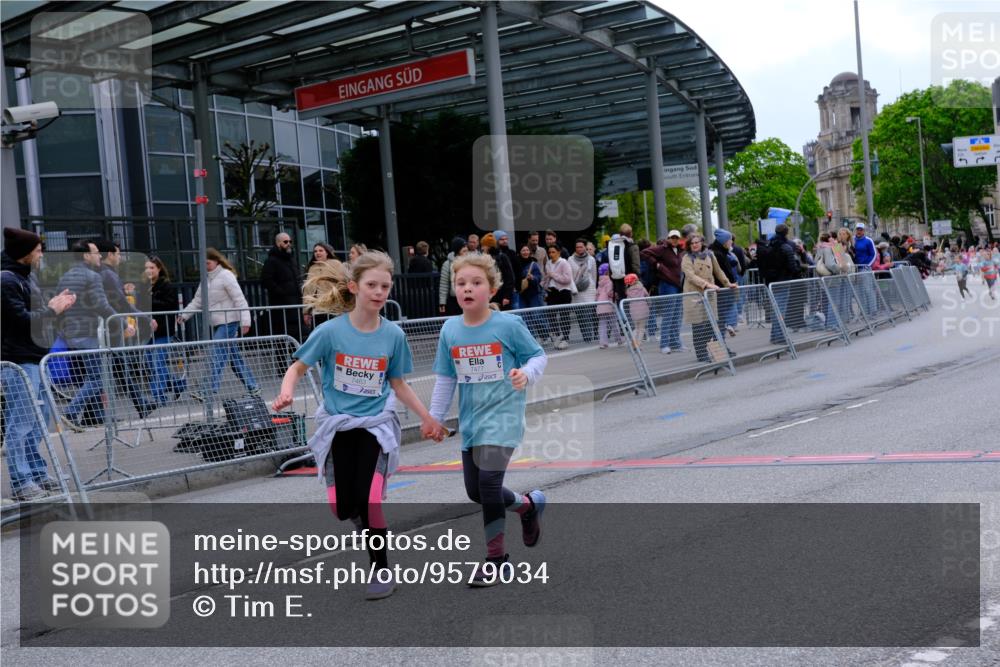 25.04.2026 - Das Zehntel Tim E. http://msf.ph/oto/9579034 25.04.2026 11:07:31 Ziel 5397, 5400, 7463, 7477, 8055 meine-sportfotos.de