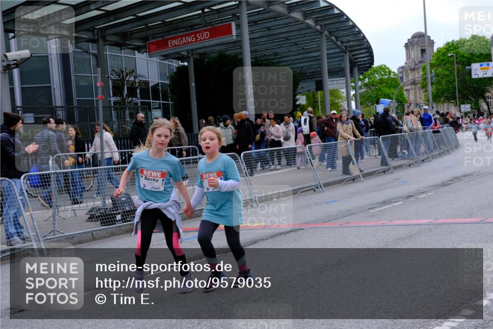 25.04.2026 - Das Zehntel Tim E. http://msf.ph/oto/9579035 25.04.2026 11:07:31 Ziel 5397, 5400, 7463, 7477, 8055 meine-sportfotos.de