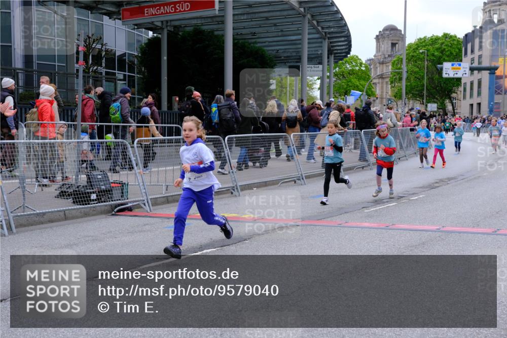 25.04.2026 - Das Zehntel Tim E. http://msf.ph/oto/9579040 25.04.2026 11:07:42 Ziel 5054, 6800, 6803, 7503, 7558, 7568, 7570 meine-sportfotos.de