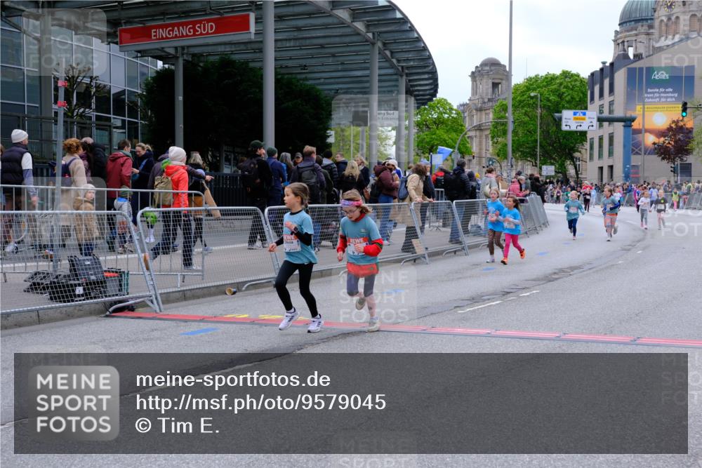 25.04.2026 - Das Zehntel Tim E. http://msf.ph/oto/9579045 25.04.2026 11:07:43 Ziel 5054, 6800, 6803, 7425, 7503, 7558, 7568, 7570 meine-sportfotos.de