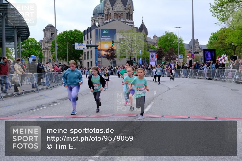 25.04.2026 - Das Zehntel Tim E. http://msf.ph/oto/9579059 25.04.2026 11:07:51 Ziel 5932, 5936, 6048, 6049, 6462, 6562, 6563, 6800, 6803, 7419, 7425, 7451, 7503, 7558 meine-sportfotos.de