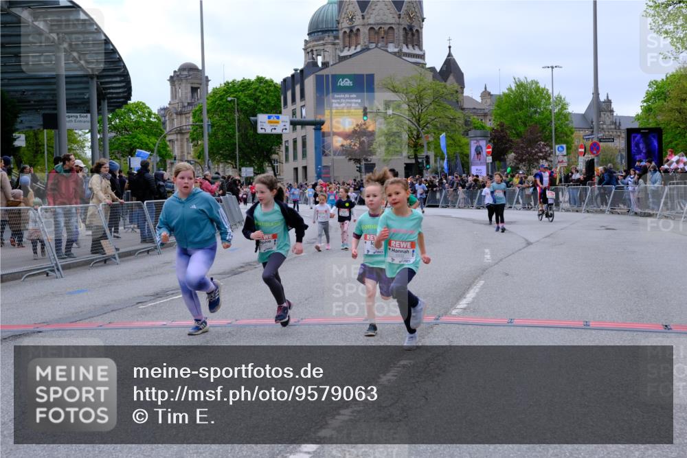 25.04.2026 - Das Zehntel Tim E. http://msf.ph/oto/9579063 25.04.2026 11:07:51 Ziel 5932, 5936, 6048, 6049, 6462, 6562, 6563, 6800, 6803, 7419, 7425, 7451, 7503, 7558 meine-sportfotos.de