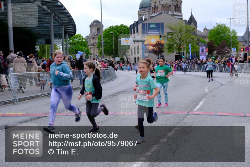25.04.2026 - Das Zehntel Tim E. http://msf.ph/oto/9579067 25.04.2026 11:07:52 Ziel 5087, 5932, 5936, 6048, 6049, 6462, 6562, 6563, 6800, 6803, 7419, 7425, 7451, 7503, 7558 meine-sportfotos.de