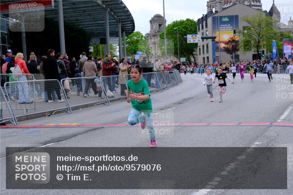 25.04.2026 - Das Zehntel Tim E. http://msf.ph/oto/9579076 25.04.2026 11:07:54 Ziel 5087, 5130, 5932, 5936, 6048, 6049, 6462, 6562, 6563, 7419, 7425, 7451 meine-sportfotos.de