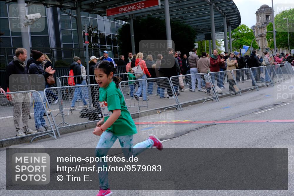 25.04.2026 - Das Zehntel Tim E. http://msf.ph/oto/9579083 25.04.2026 11:07:55 Ziel 5087, 5130, 5477, 5932, 5936, 6048, 6049, 6462, 6562, 6563, 7419, 7425, 7448, 7451 meine-sportfotos.de