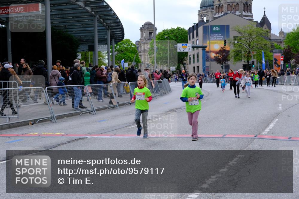 25.04.2026 - Das Zehntel Tim E. http://msf.ph/oto/9579117 25.04.2026 11:08:14 Ziel 5221, 5232, 5604, 6834, 7778 meine-sportfotos.de