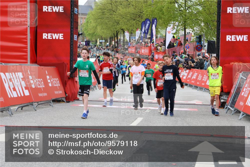 25.04.2026 - Das Zehntel Strokosch-Dieckow http://msf.ph/oto/9579118 25.04.2026 08:51:08 Ziel 1217, 1310, 1554, 1702, 1735, 2315, 2497, 2570, 2817, 3118, 3194, 3230, 3546, 3554, 3557, 4052, 1217, 1310, 1554, 1702, 1735, 2315, 2497, 2570, 2817, 3118, 3194, 3230, 3546, 3554, 3557, 4052 meine-sportfotos.de