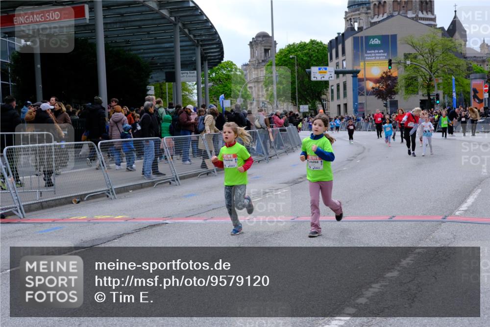 25.04.2026 - Das Zehntel Tim E. http://msf.ph/oto/9579120 25.04.2026 11:08:15 Ziel 5221, 5232, 5604, 6834 meine-sportfotos.de