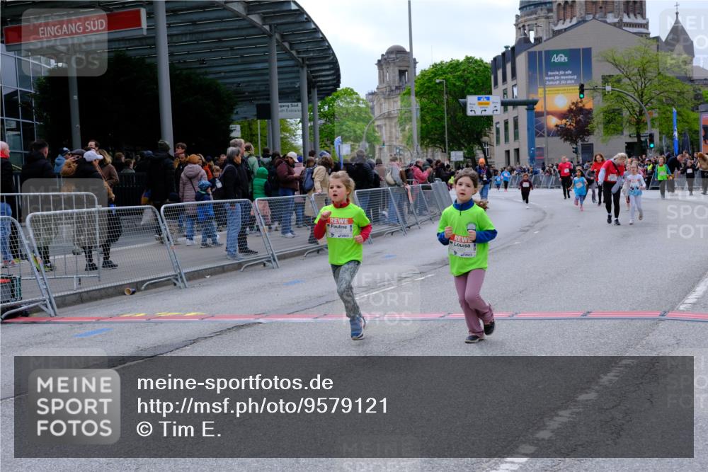 25.04.2026 - Das Zehntel Tim E. http://msf.ph/oto/9579121 25.04.2026 11:08:15 Ziel 5221, 5232, 5604, 6834 meine-sportfotos.de