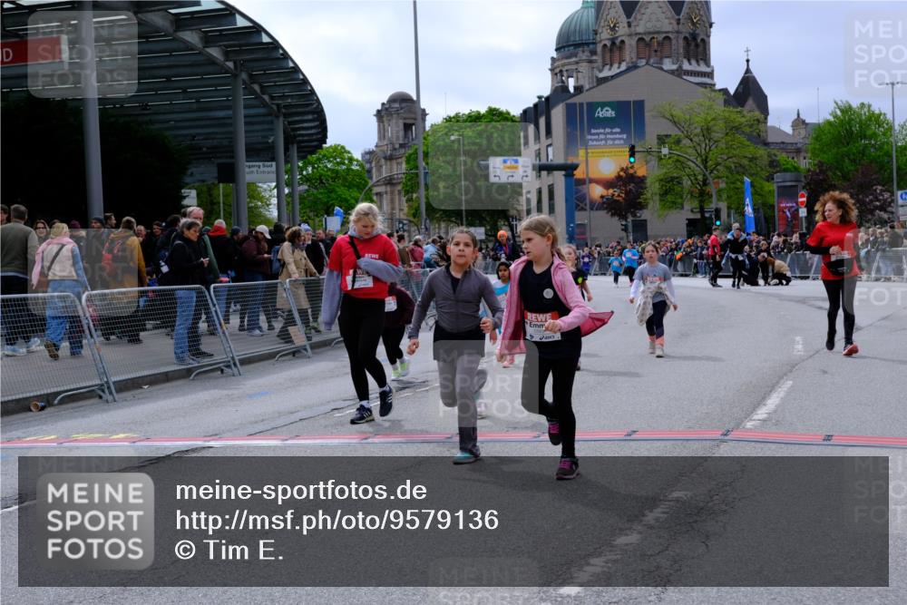 25.04.2026 - Das Zehntel Tim E. http://msf.ph/oto/9579136 25.04.2026 11:08:23 Ziel 5560, 5562, 5627, 6024, 6182, 6561, 6657, 7271 meine-sportfotos.de