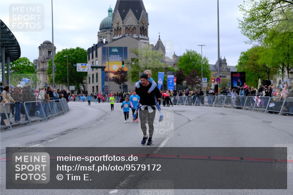 25.04.2026 - Das Zehntel Tim E. http://msf.ph/oto/9579172 25.04.2026 11:08:34 Ziel 5624, 5627, 5957, 6182 meine-sportfotos.de