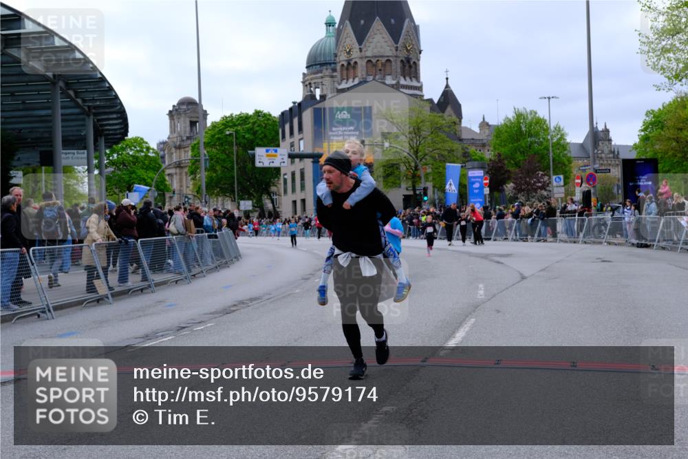 25.04.2026 - Das Zehntel Tim E. http://msf.ph/oto/9579174 25.04.2026 11:08:36 Ziel 5624, 5957, 6779, 6864 meine-sportfotos.de