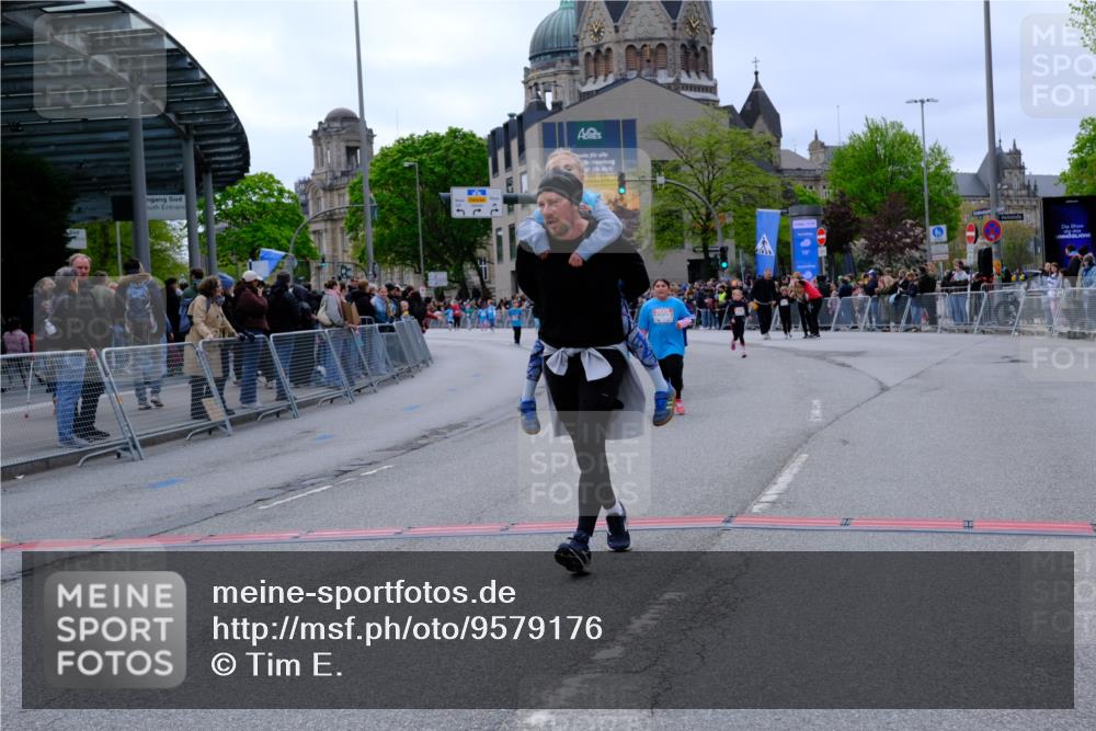 25.04.2026 - Das Zehntel Tim E. http://msf.ph/oto/9579176 25.04.2026 11:08:36 Ziel 5624, 5957, 6779, 6864 meine-sportfotos.de