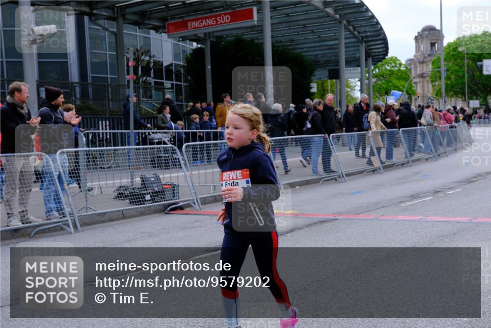 25.04.2026 - Das Zehntel Tim E. http://msf.ph/oto/9579202 25.04.2026 11:08:46 Ziel 5684, 5957, 6178, 6642, 6779, 6864, 7212 meine-sportfotos.de