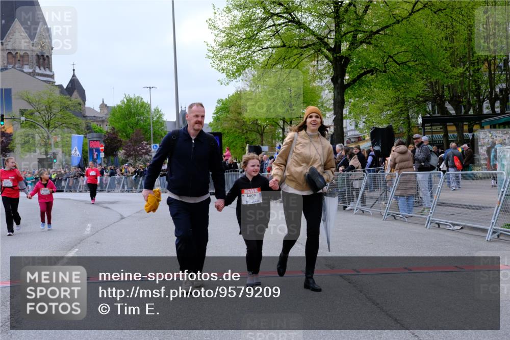 25.04.2026 - Das Zehntel Tim E. http://msf.ph/oto/9579209 25.04.2026 11:08:52 Ziel 5050, 5684, 6178, 7877 meine-sportfotos.de