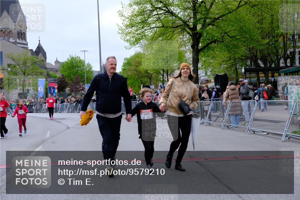 25.04.2026 - Das Zehntel Tim E. http://msf.ph/oto/9579210 25.04.2026 11:08:52 Ziel 5050, 5684, 6178, 7877 meine-sportfotos.de