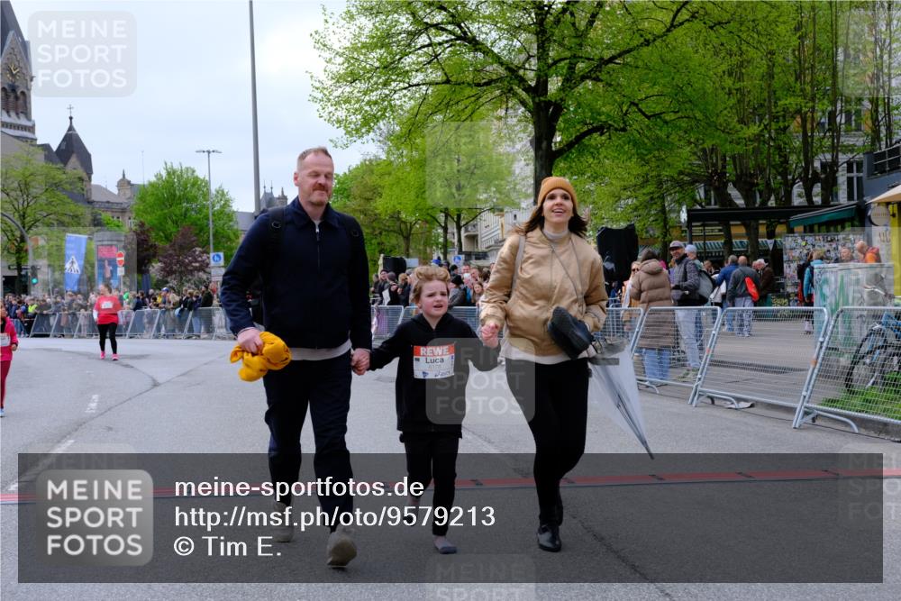 25.04.2026 - Das Zehntel Tim E. http://msf.ph/oto/9579213 25.04.2026 11:08:52 Ziel 5050, 5684, 6178, 7877 meine-sportfotos.de