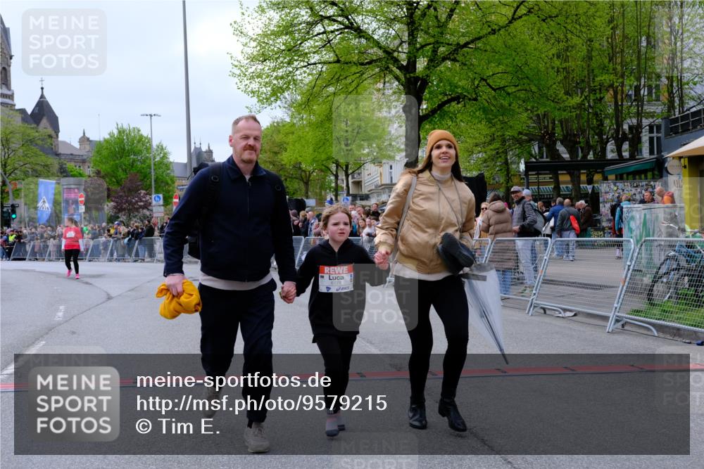 25.04.2026 - Das Zehntel Tim E. http://msf.ph/oto/9579215 25.04.2026 11:08:52 Ziel 5050, 5684, 6178, 7877 meine-sportfotos.de
