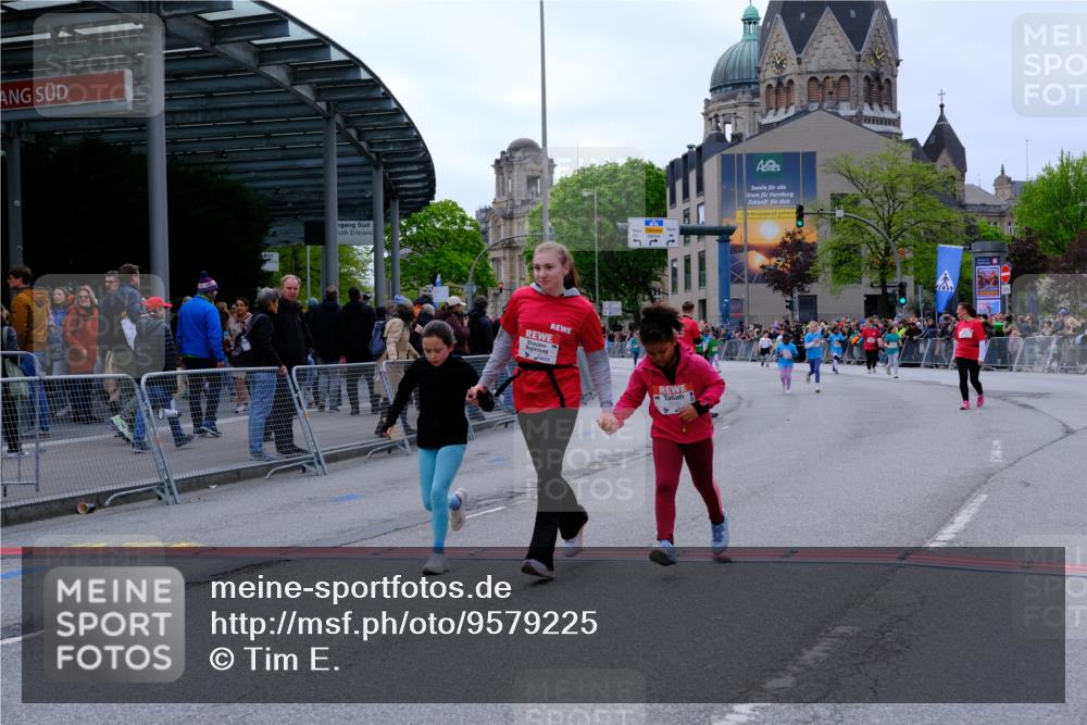 25.04.2026 - Das Zehntel Tim E. http://msf.ph/oto/9579225 25.04.2026 11:08:55 Ziel 5050, 5684, 6178, 7877, 7998 meine-sportfotos.de