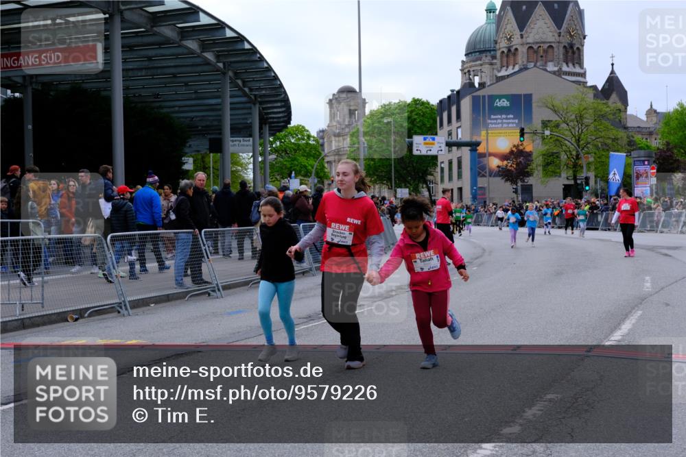 25.04.2026 - Das Zehntel Tim E. http://msf.ph/oto/9579226 25.04.2026 11:08:55 Ziel 5050, 5684, 6178, 7877, 7998 meine-sportfotos.de