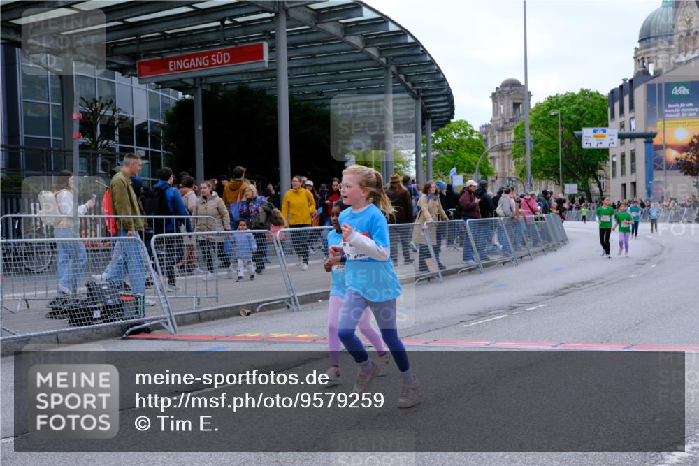 25.04.2026 - Das Zehntel Tim E. http://msf.ph/oto/9579259 25.04.2026 11:09:03 Ziel 5873, 6832, 6836, 7998 meine-sportfotos.de