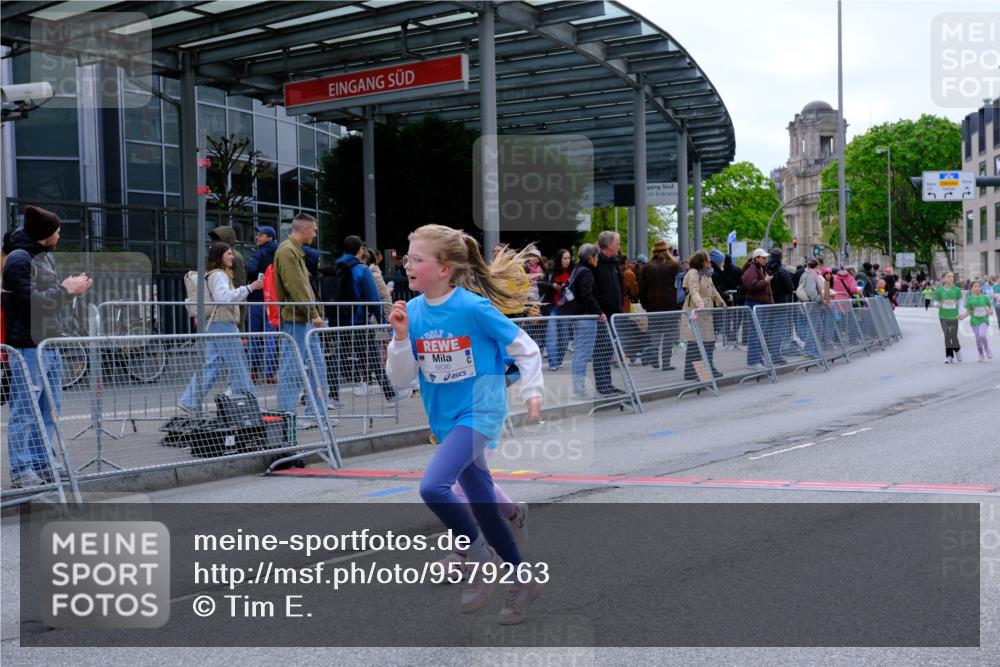 25.04.2026 - Das Zehntel Tim E. http://msf.ph/oto/9579263 25.04.2026 11:09:04 Ziel 5851, 5853, 5873, 6806, 6832, 6836, 7998 meine-sportfotos.de