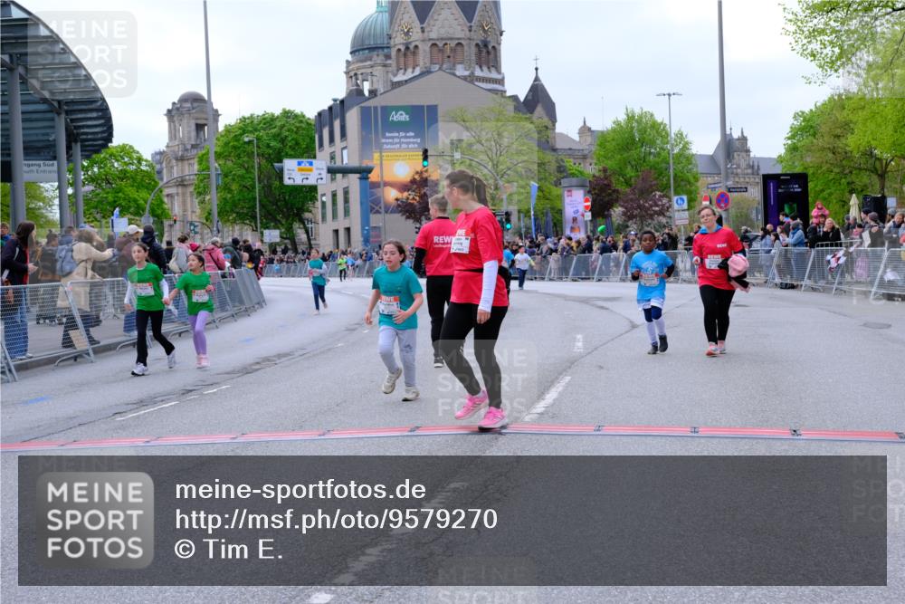 25.04.2026 - Das Zehntel Tim E. http://msf.ph/oto/9579270 25.04.2026 11:09:07 Ziel 5851, 5853, 5873, 6790, 6806, 6832, 6836 meine-sportfotos.de