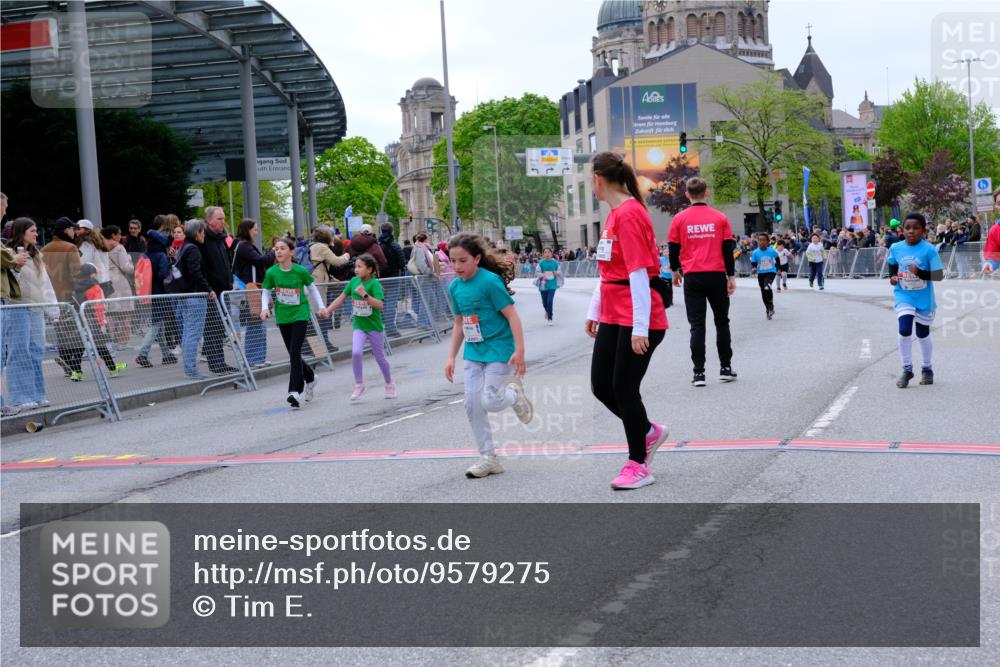 25.04.2026 - Das Zehntel Tim E. http://msf.ph/oto/9579275 25.04.2026 11:09:08 Ziel 5851, 5853, 5873, 6790, 6806, 6832, 6836 meine-sportfotos.de