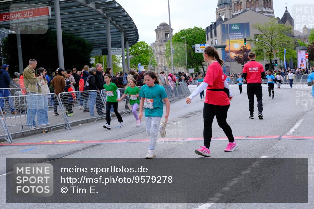 25.04.2026 - Das Zehntel Tim E. http://msf.ph/oto/9579278 25.04.2026 11:09:09 Ziel 5851, 5853, 5871, 5873, 6790, 6806, 6832, 6836 meine-sportfotos.de