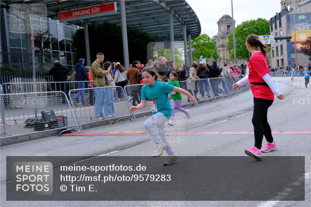 25.04.2026 - Das Zehntel Tim E. http://msf.ph/oto/9579283 25.04.2026 11:09:09 Ziel 5851, 5853, 5871, 5873, 6790, 6806, 6832, 6836 meine-sportfotos.de