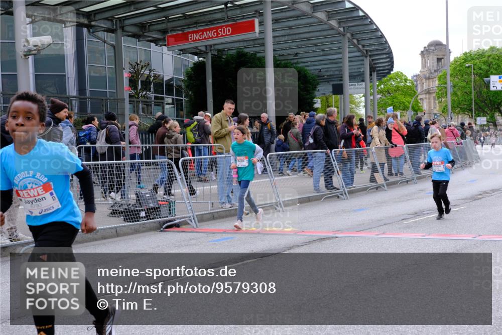25.04.2026 - Das Zehntel Tim E. http://msf.ph/oto/9579308 25.04.2026 11:09:15 Ziel 5074, 5082, 5851, 5853, 5871, 6790, 6806, 6895 meine-sportfotos.de