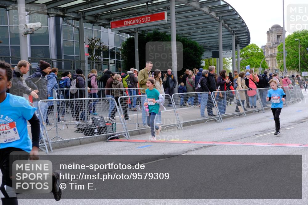 25.04.2026 - Das Zehntel Tim E. http://msf.ph/oto/9579309 25.04.2026 11:09:15 Ziel 5074, 5082, 5851, 5853, 5871, 6790, 6806, 6895 meine-sportfotos.de