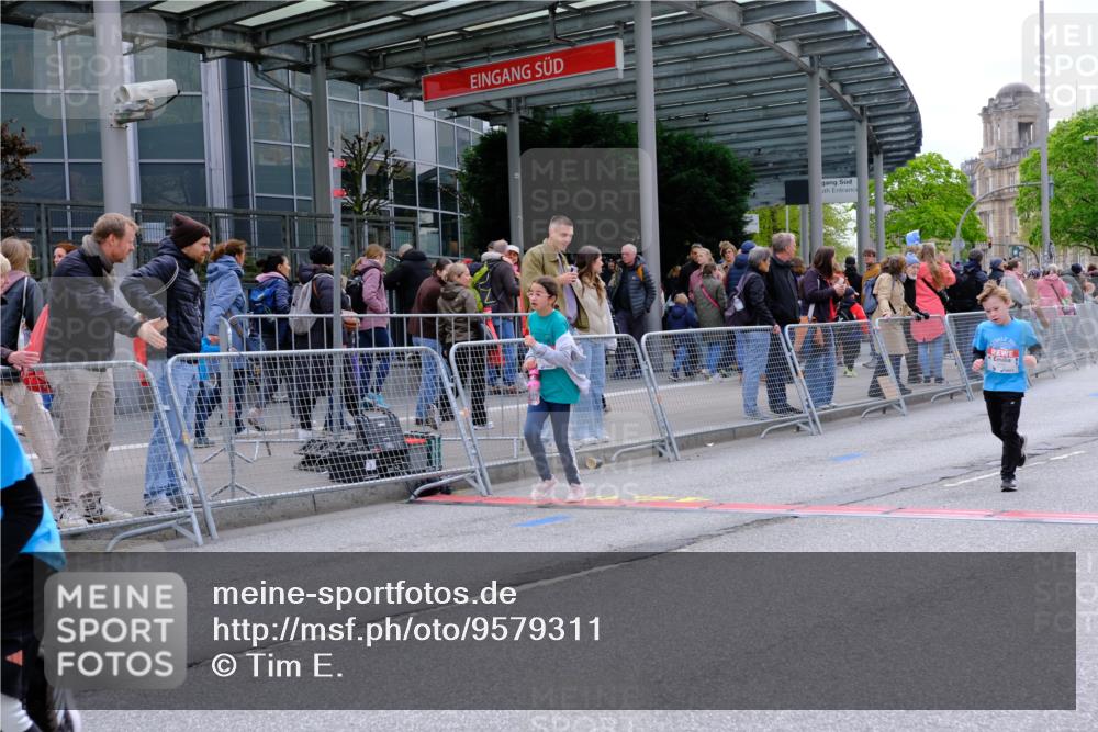 25.04.2026 - Das Zehntel Tim E. http://msf.ph/oto/9579311 25.04.2026 11:09:15 Ziel 5074, 5082, 5851, 5853, 5871, 6790, 6806, 6895 meine-sportfotos.de