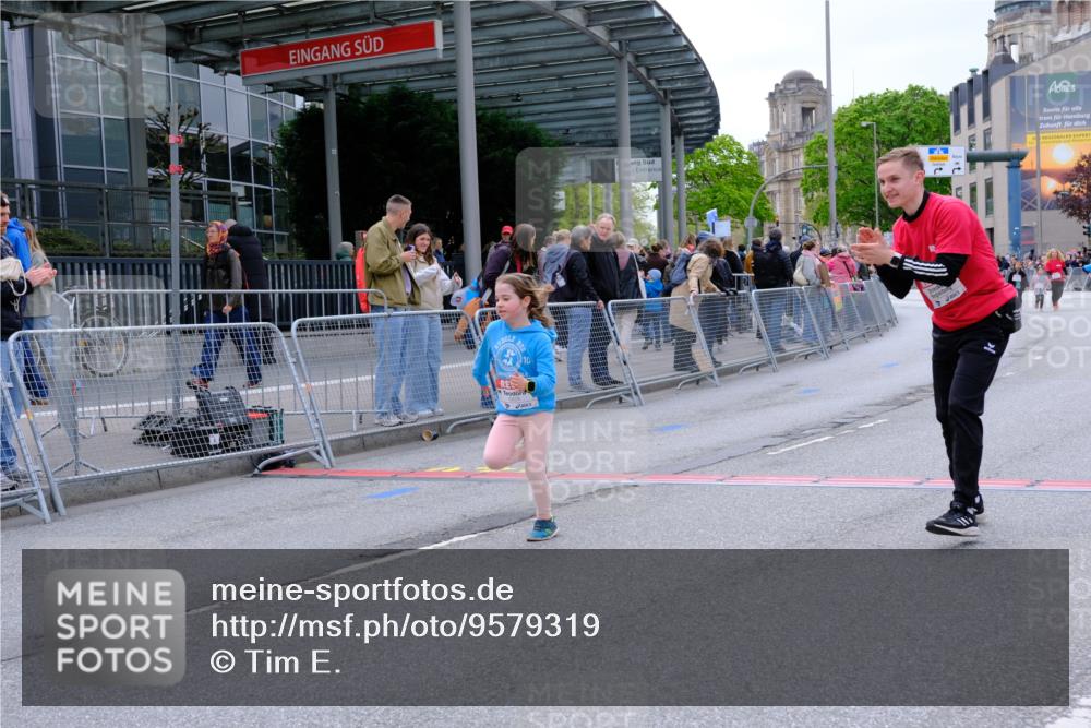 25.04.2026 - Das Zehntel Tim E. http://msf.ph/oto/9579319 25.04.2026 11:09:28 Ziel 6828 meine-sportfotos.de