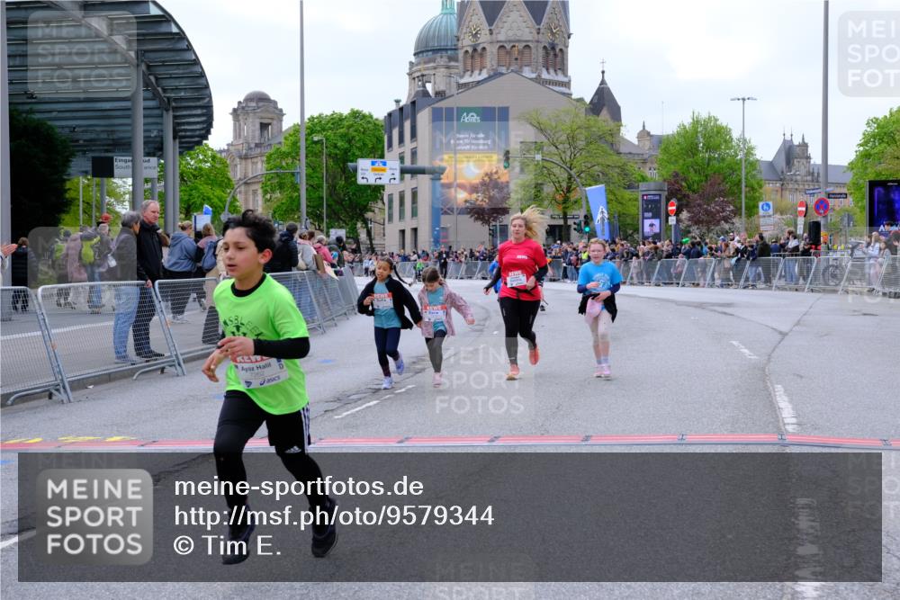25.04.2026 - Das Zehntel Tim E. http://msf.ph/oto/9579344 25.04.2026 11:09:38 Ziel 5658, 6286, 6862, 7262, 7432, 7476 meine-sportfotos.de